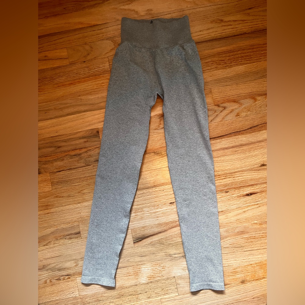 NWOT Never Better 7/8 High-Waisted Leggings